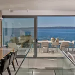 A'more - Seafront Retreat Willa