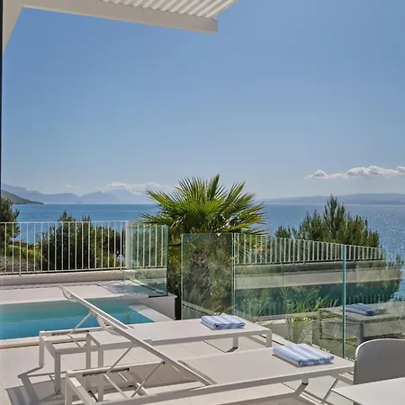 A'more - Seafront Retreat Trogir