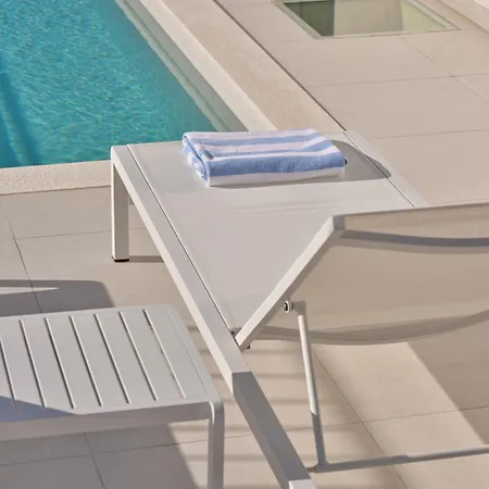 A'more - Seafront Retreat Villa Trogir