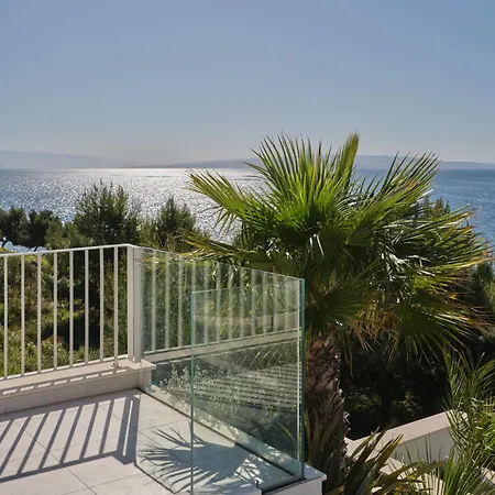 A'more - Seafront Retreat 빌라 트로기르