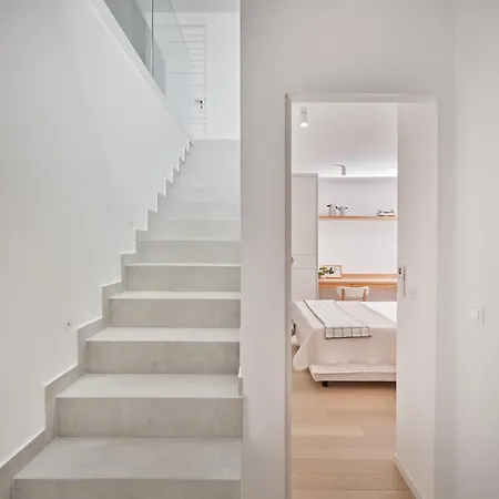 A'more - Seafront Retreat Villa Trogir