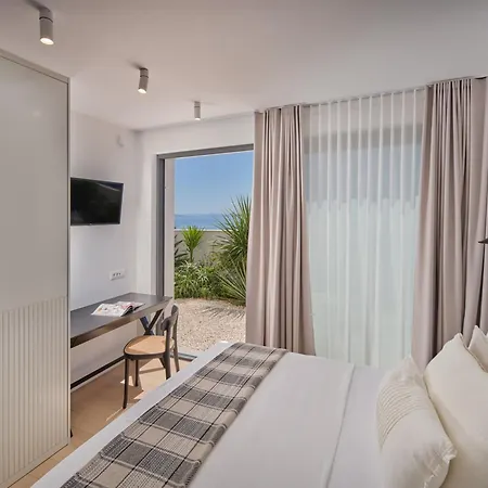 A'more - Seafront Retreat 빌라 트로기르