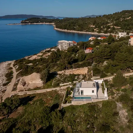 A'more - Seafront Retreat Willa Trogir