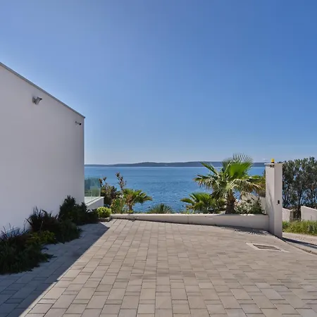 A'more - Seafront Retreat Willa