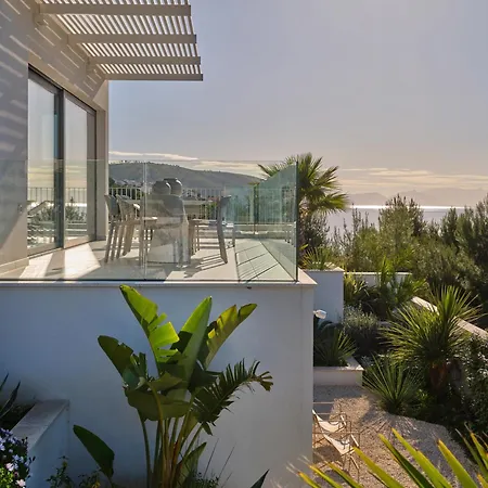 A'more - Seafront Retreat Villa