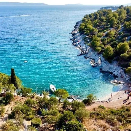 A'more - Seafront Retreat * Trogir