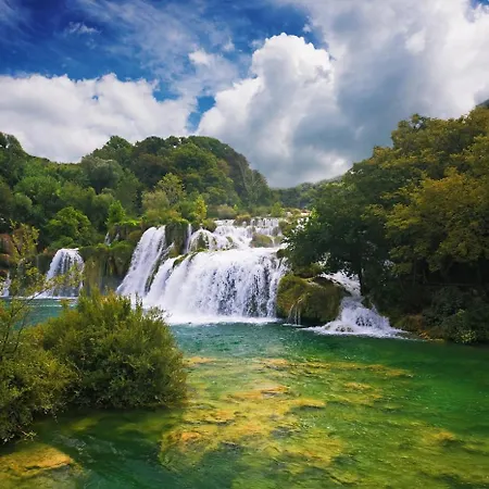 Villa A'more - Seafront Retreat Trogir