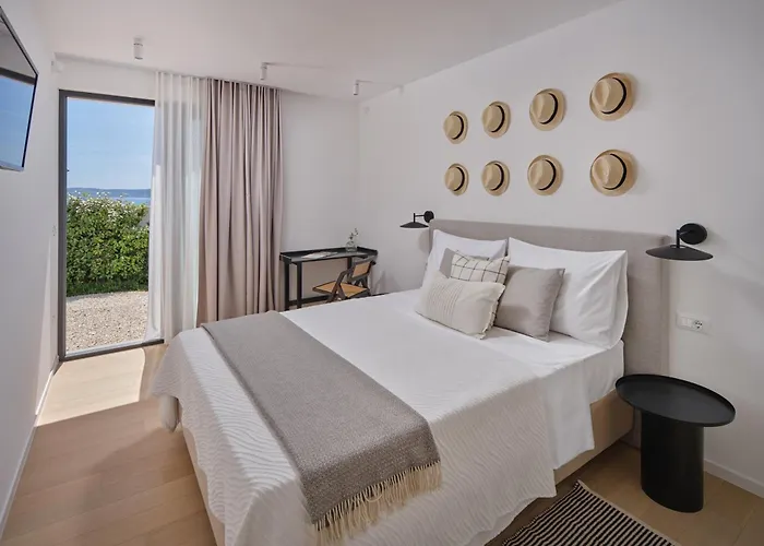 A'more - Seafront Retreat Villa *